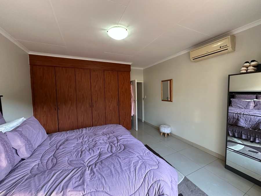 2 Bedroom Property for Sale in Bergtuin Gauteng