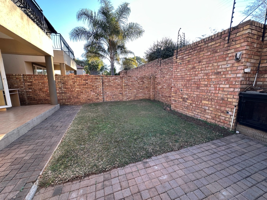 2 Bedroom Property for Sale in Bergtuin Gauteng