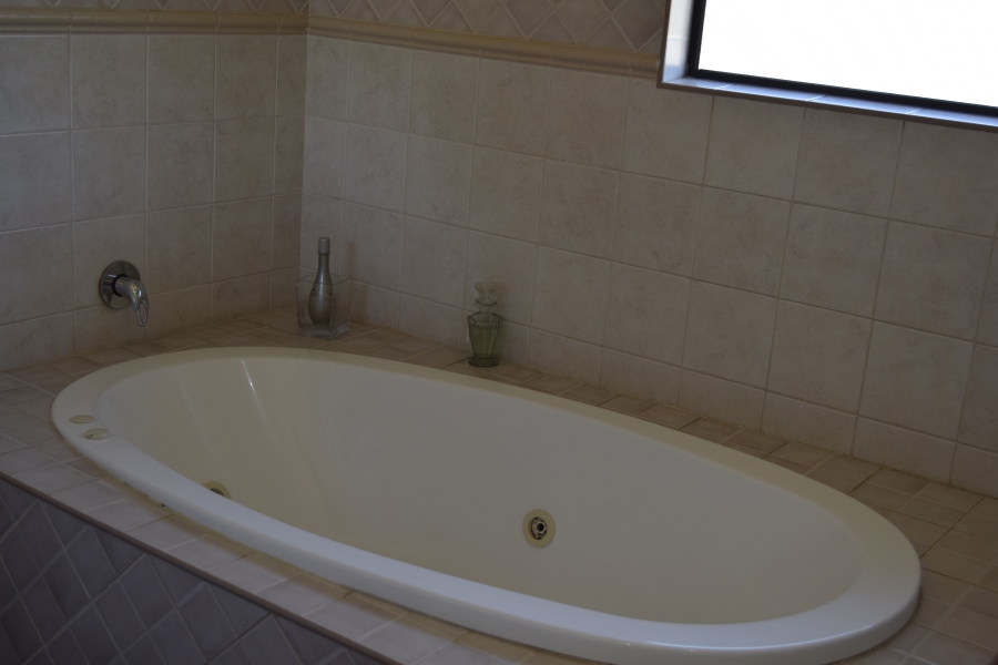 3 Bedroom Property for Sale in Rynfield Gauteng
