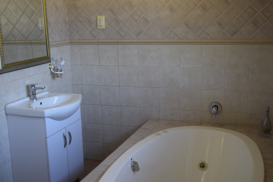 3 Bedroom Property for Sale in Rynfield Gauteng