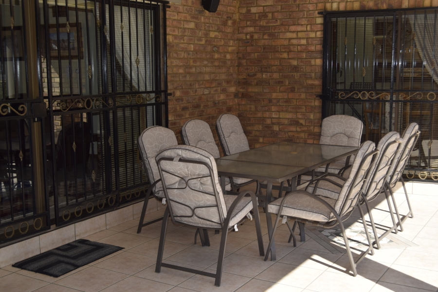 3 Bedroom Property for Sale in Rynfield Gauteng