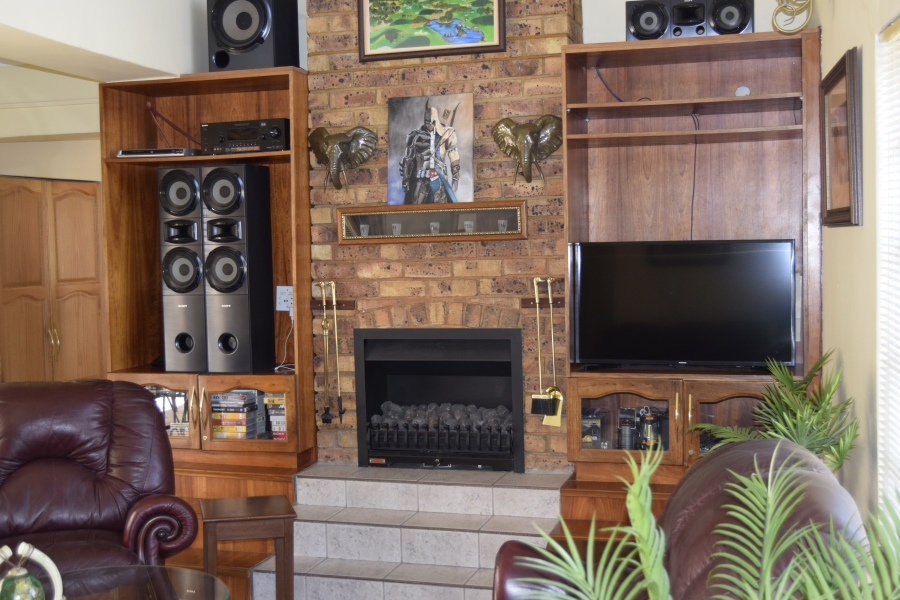 3 Bedroom Property for Sale in Rynfield Gauteng