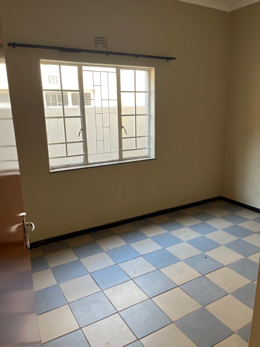 To Let 2 Bedroom Property for Rent in Bezuidenhout Valley Gauteng