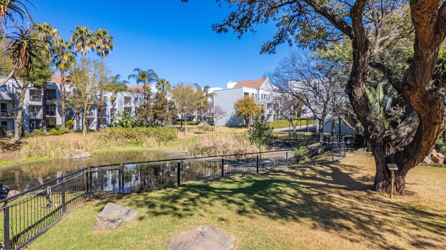 2 Bedroom Property for Sale in Magaliessig Gauteng