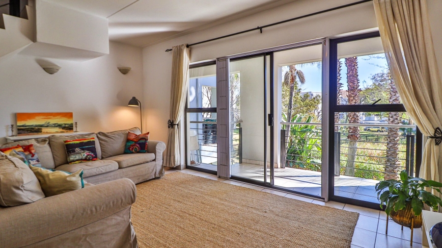 2 Bedroom Property for Sale in Magaliessig Gauteng