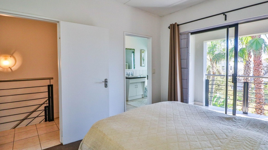 2 Bedroom Property for Sale in Magaliessig Gauteng