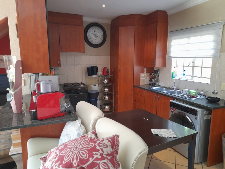 2 Bedroom Property for Sale in Willow Park Manor Gauteng