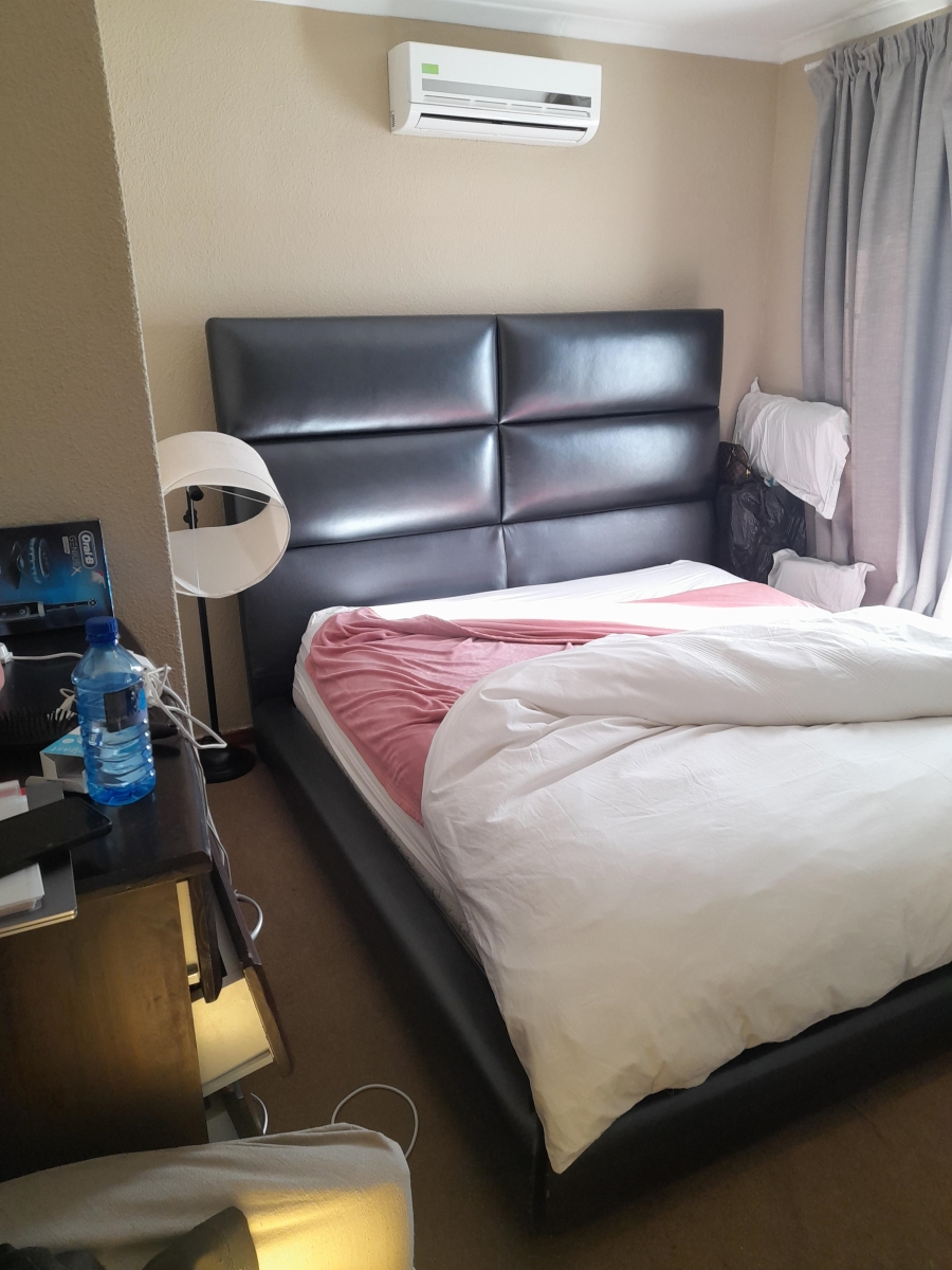 2 Bedroom Property for Sale in Willow Park Manor Gauteng