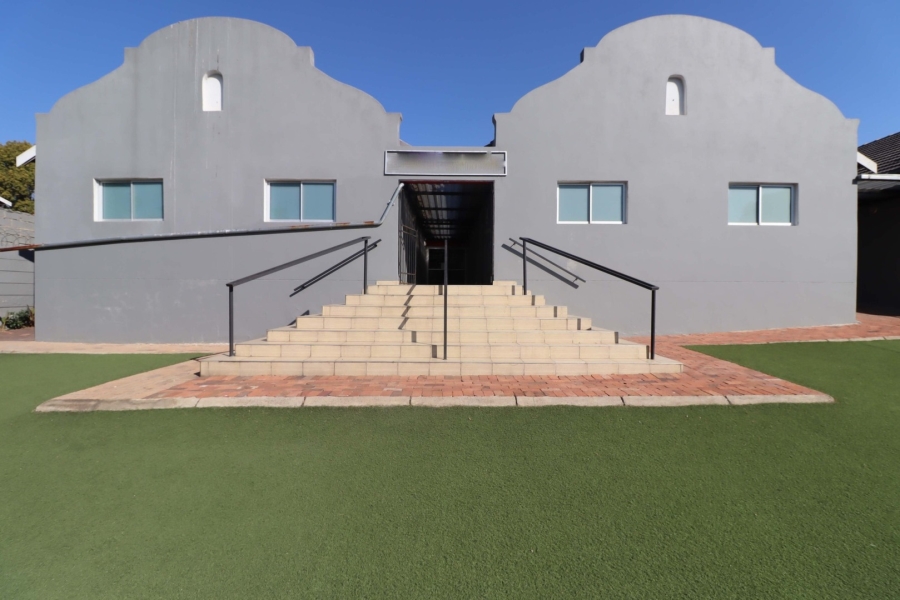 10 Bedroom Property for Sale in Bryanston Gauteng