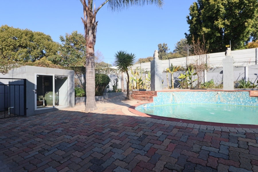 10 Bedroom Property for Sale in Bryanston Gauteng