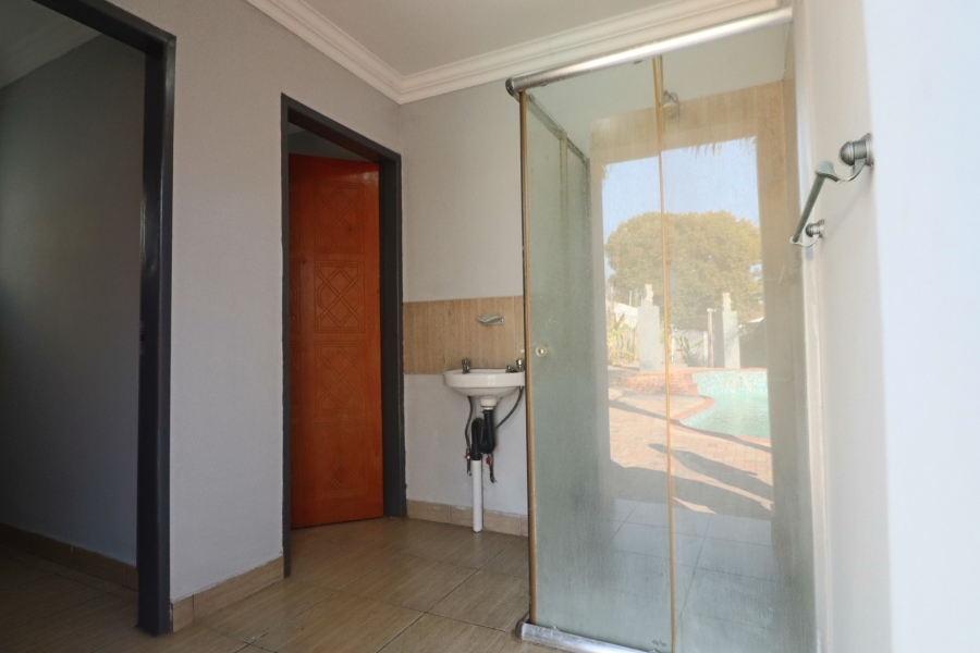 10 Bedroom Property for Sale in Bryanston Gauteng