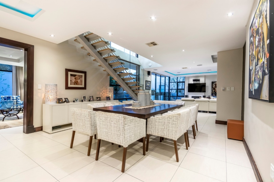 To Let 4 Bedroom Property for Rent in Oaklands Gauteng