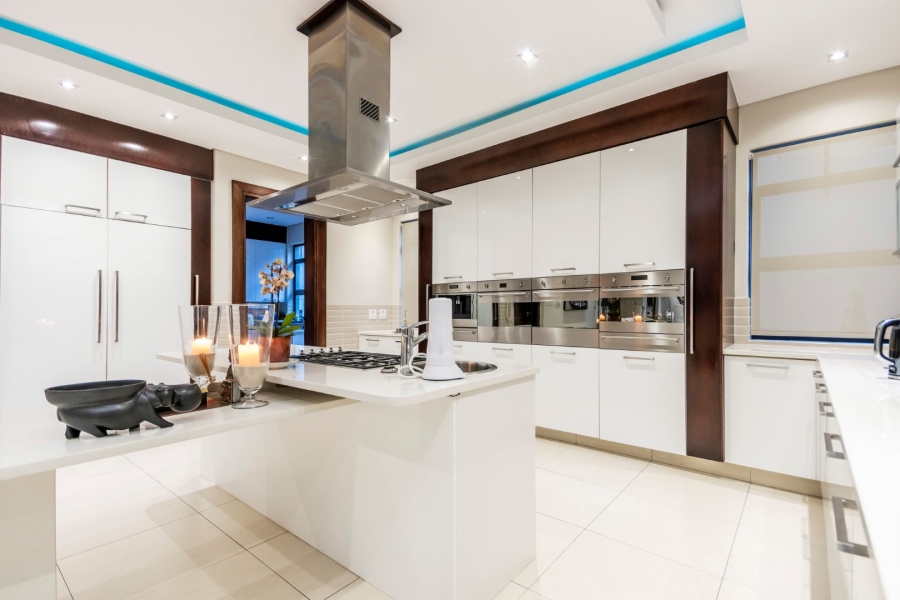 To Let 4 Bedroom Property for Rent in Oaklands Gauteng