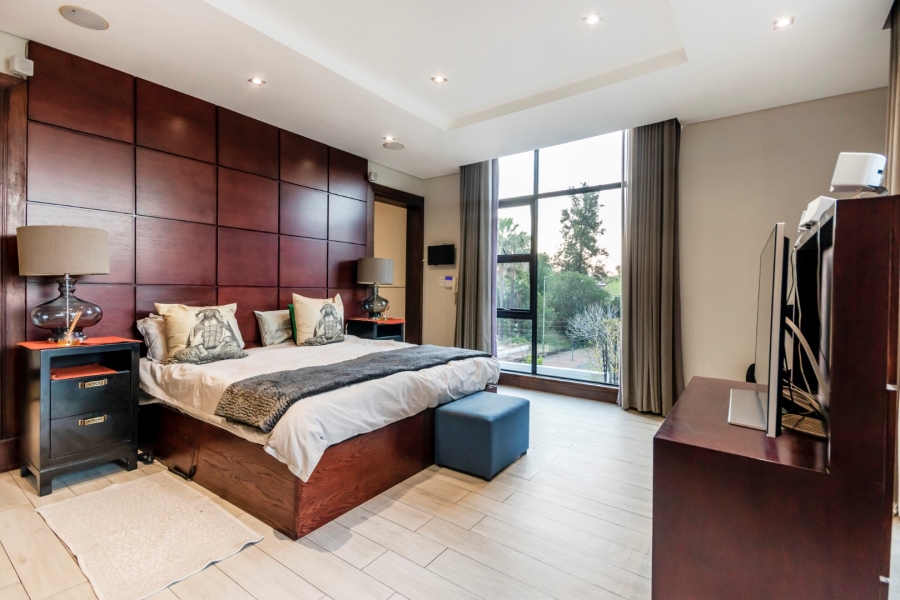 To Let 4 Bedroom Property for Rent in Oaklands Gauteng