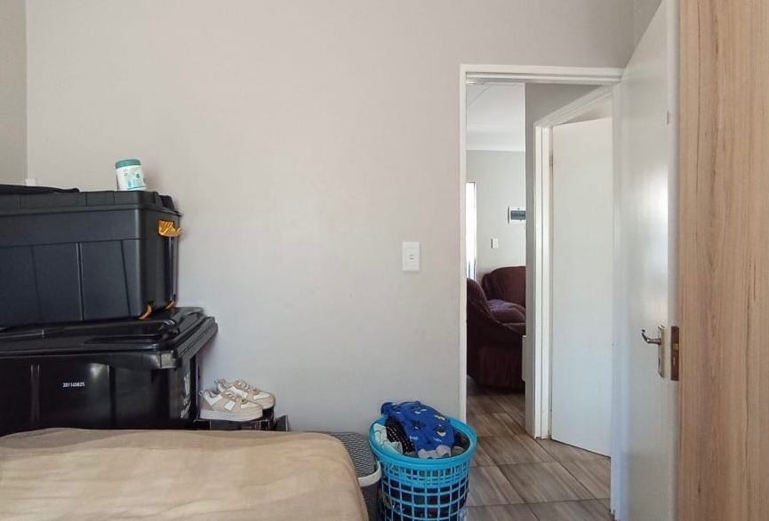 2 Bedroom Property for Sale in Clayville Gauteng