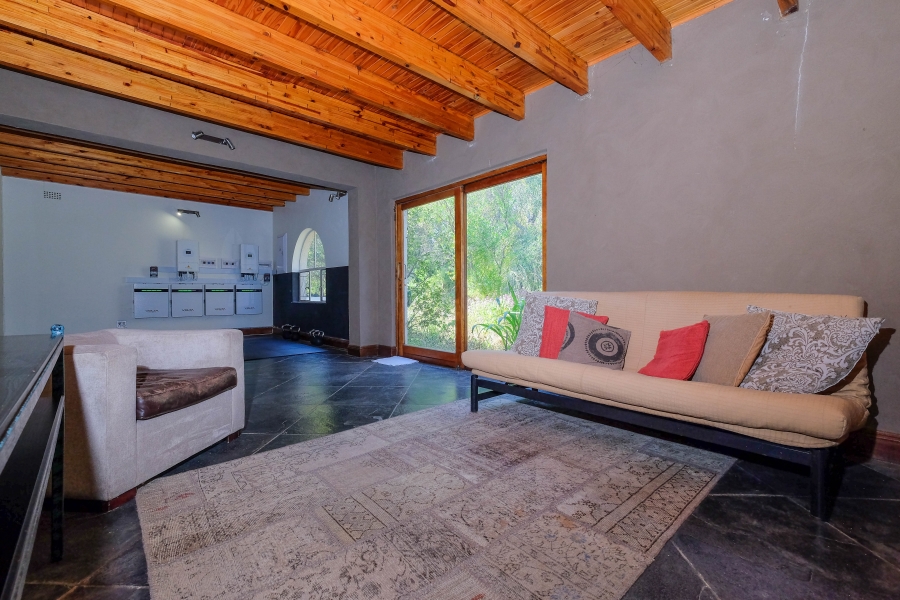 5 Bedroom Property for Sale in Lammermoor Gauteng