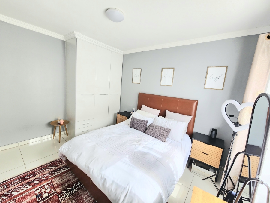 To Let 4 Bedroom Property for Rent in Blue Hills Gauteng