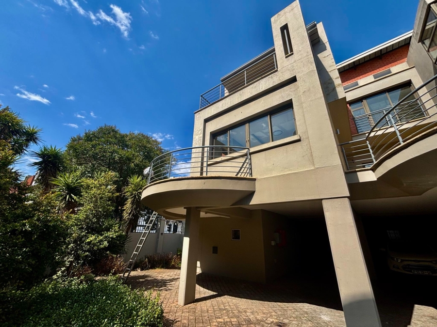 2 Bedroom Property for Sale in Melrose Gauteng