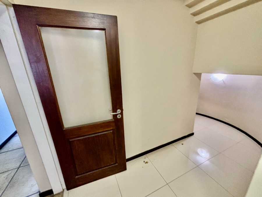 2 Bedroom Property for Sale in Melrose Gauteng