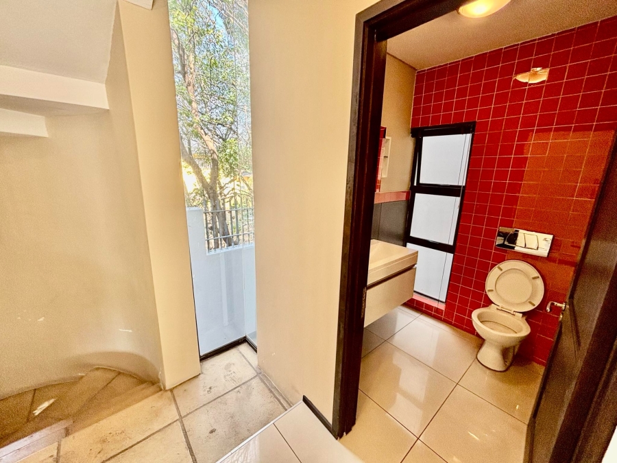 2 Bedroom Property for Sale in Melrose Gauteng