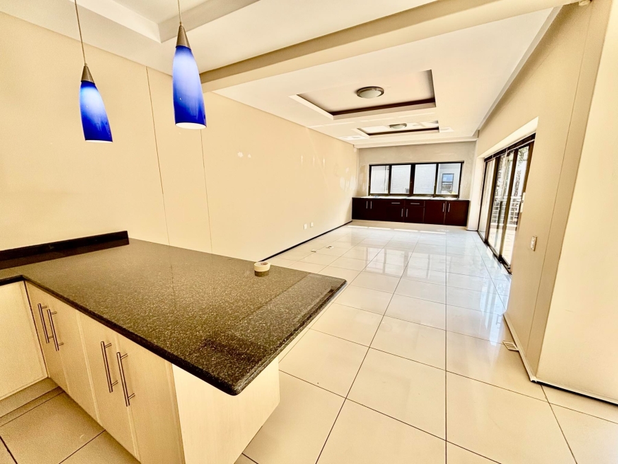 2 Bedroom Property for Sale in Melrose Gauteng