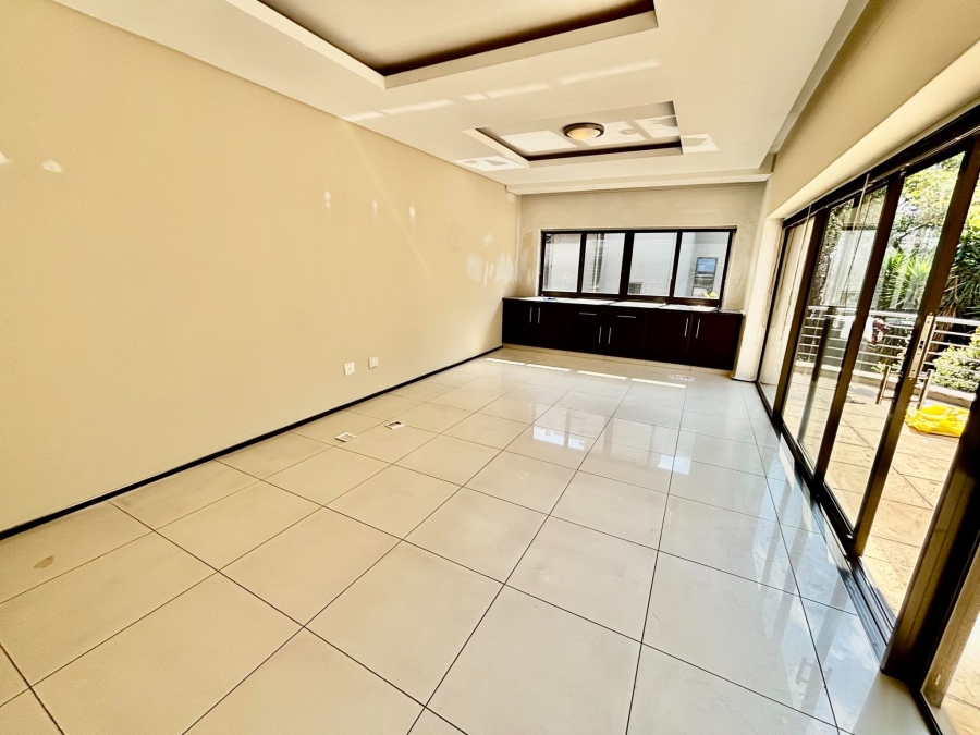 2 Bedroom Property for Sale in Melrose Gauteng
