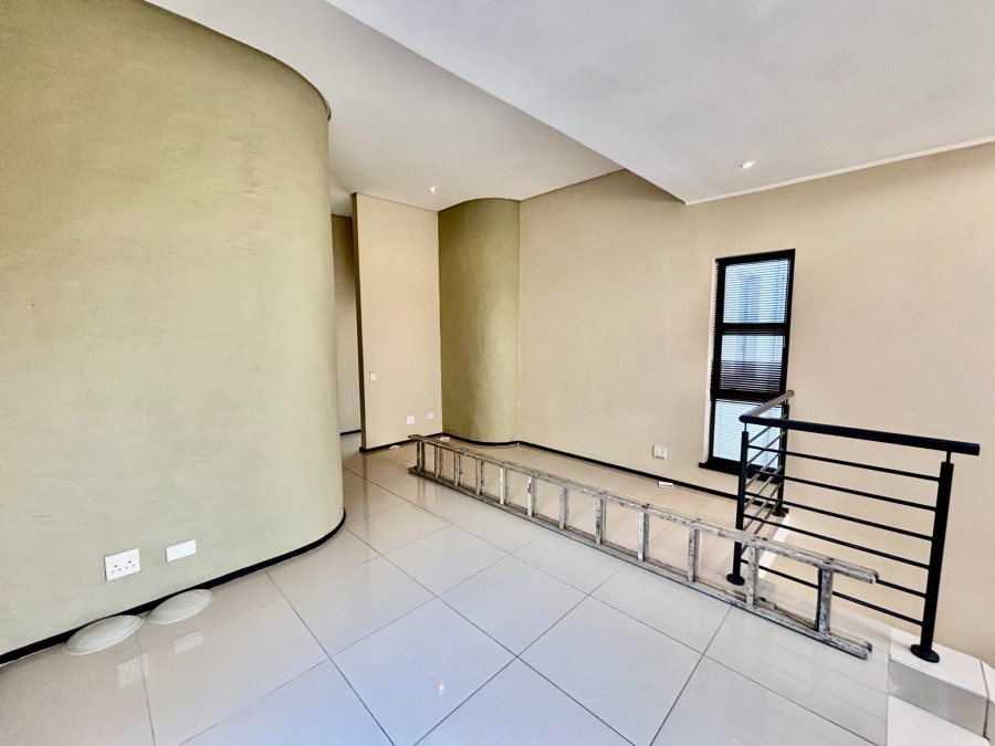 2 Bedroom Property for Sale in Melrose Gauteng
