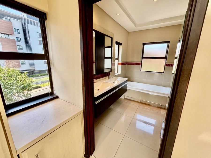 2 Bedroom Property for Sale in Melrose Gauteng
