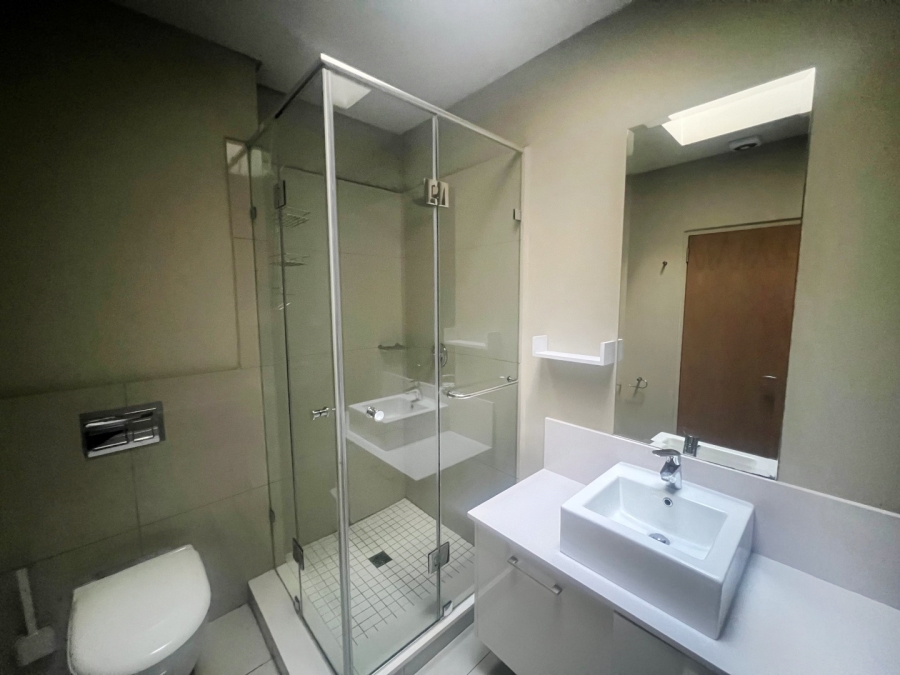 To Let 3 Bedroom Property for Rent in Oaklands Gauteng