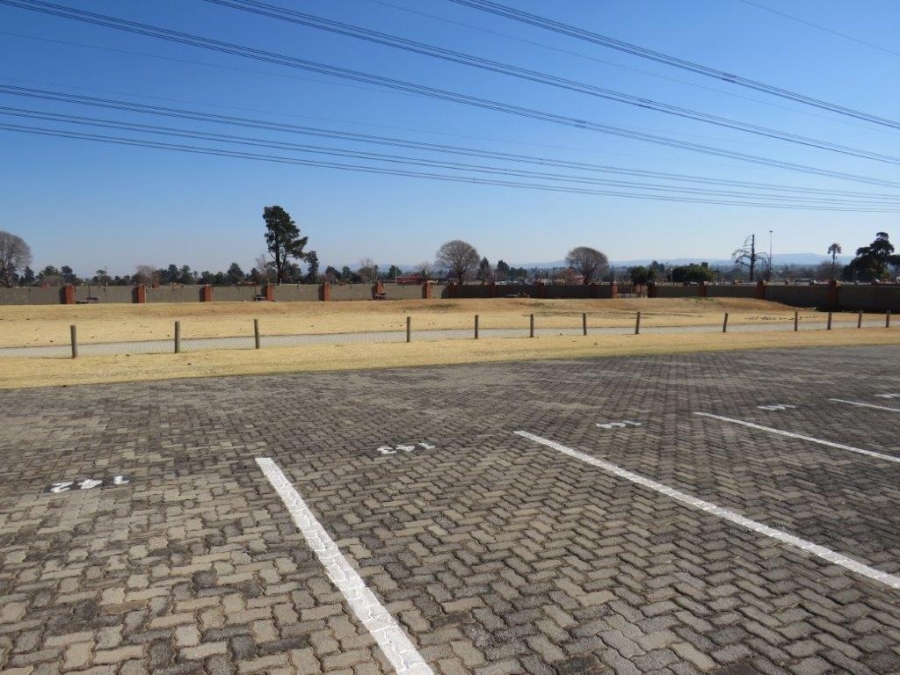 2 Bedroom Property for Sale in Albertsdal Gauteng