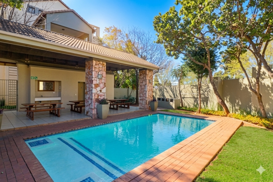 2 Bedroom Property for Sale in Bryanston Gauteng