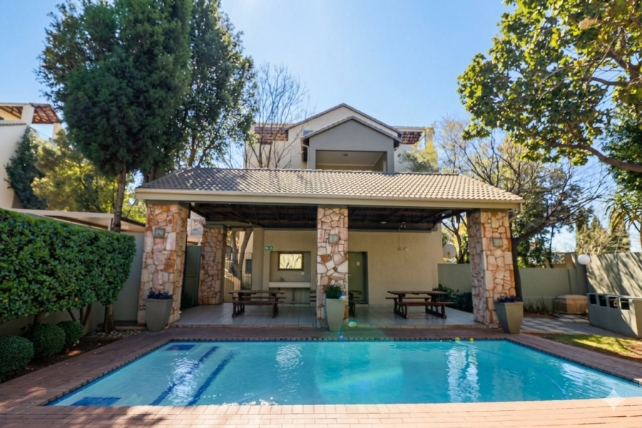 2 Bedroom Property for Sale in Bryanston Gauteng