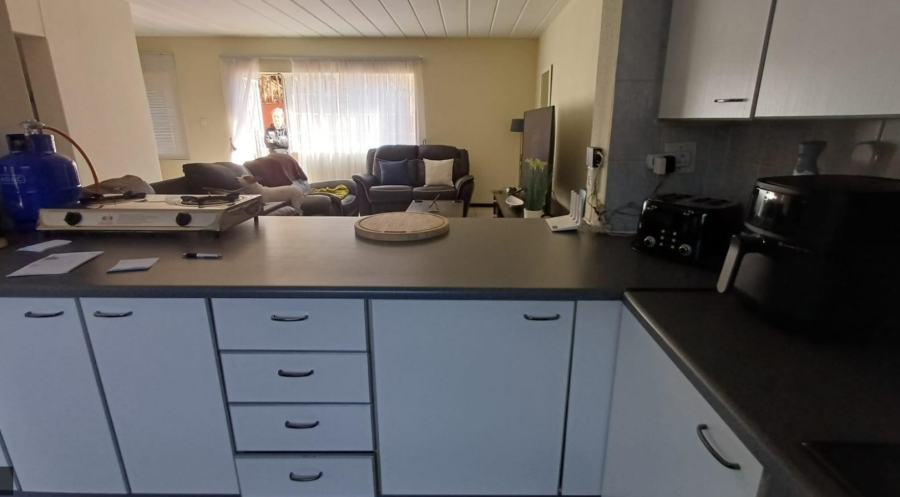3 Bedroom Property for Sale in South Crest Gauteng
