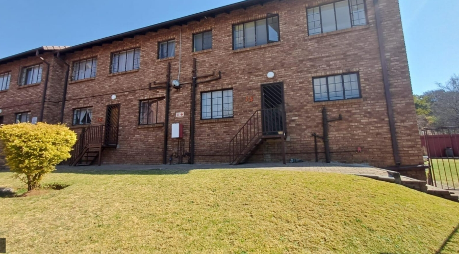 3 Bedroom Property for Sale in South Crest Gauteng