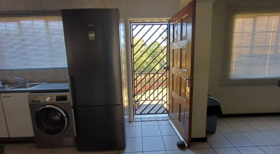 3 Bedroom Property for Sale in South Crest Gauteng