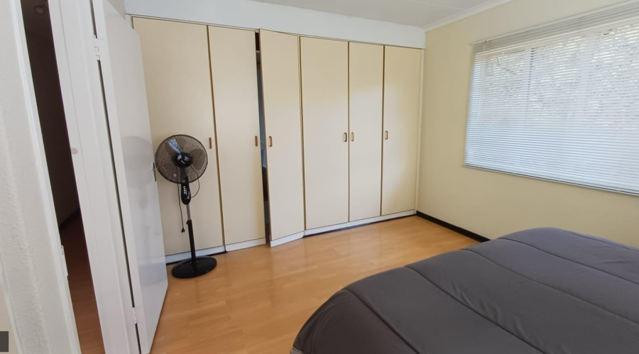 3 Bedroom Property for Sale in South Crest Gauteng