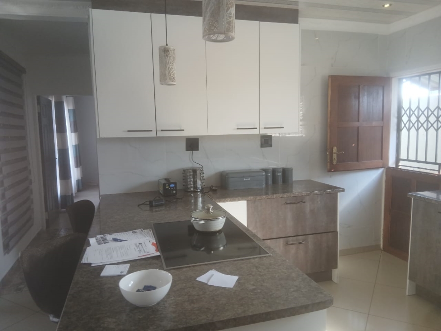 1 Bedroom Property for Sale in Mohlakeng Gauteng
