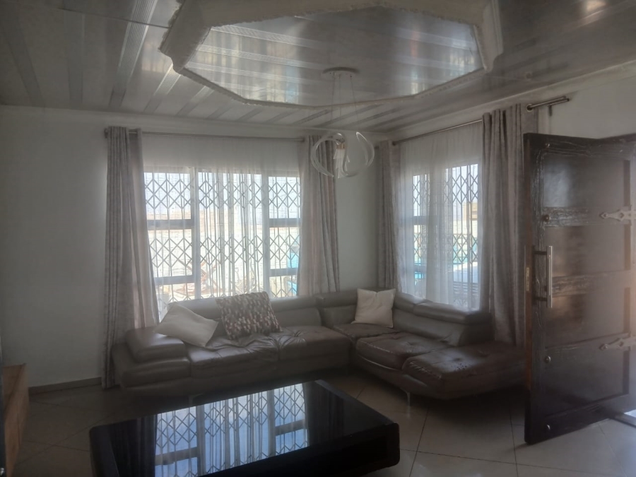 1 Bedroom Property for Sale in Mohlakeng Gauteng