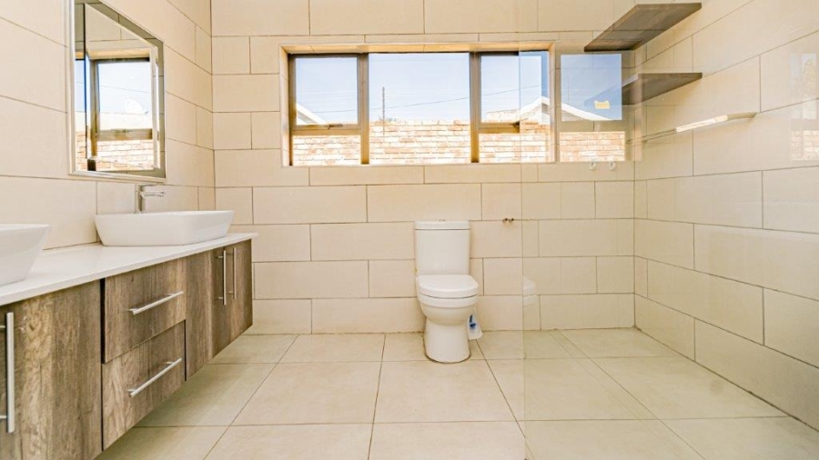 4 Bedroom Property for Sale in Randhart Gauteng