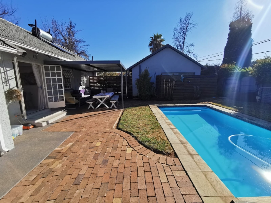 4 Bedroom Property for Sale in Brackenhurst Gauteng
