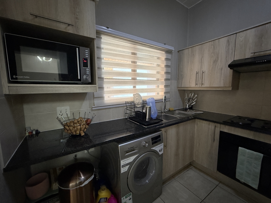 3 Bedroom Property for Sale in Barbeque Downs Gauteng