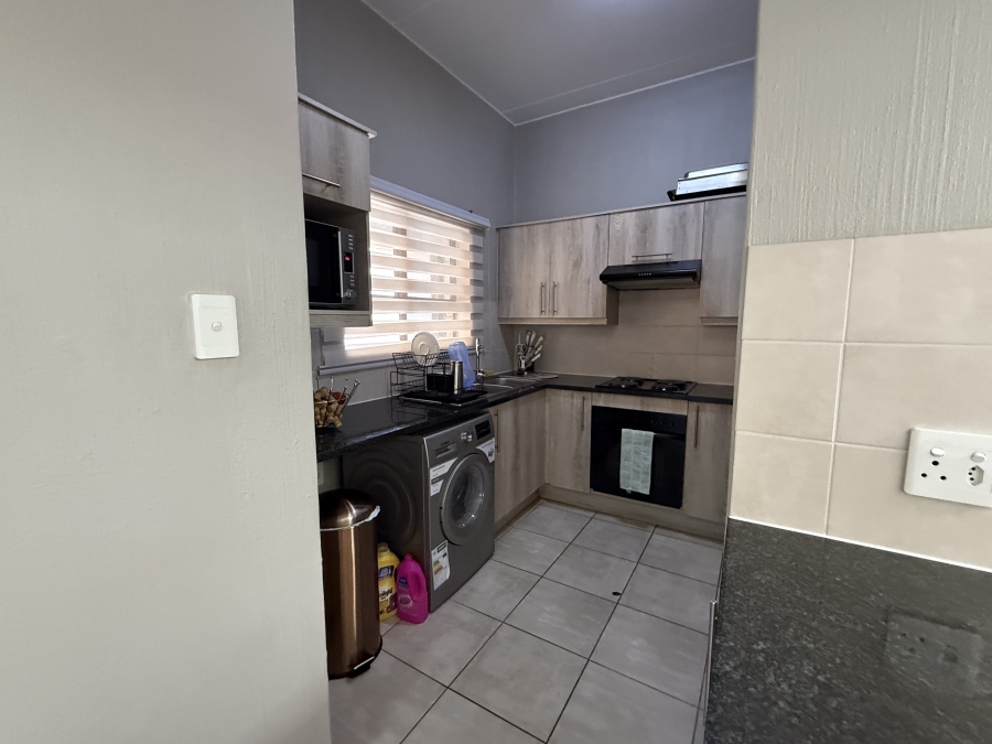 3 Bedroom Property for Sale in Barbeque Downs Gauteng