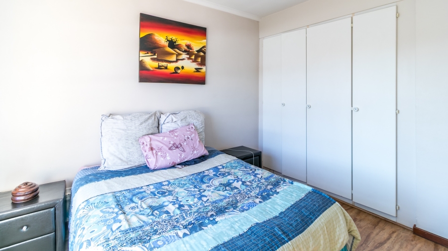 2 Bedroom Property for Sale in Buccleuch Gauteng