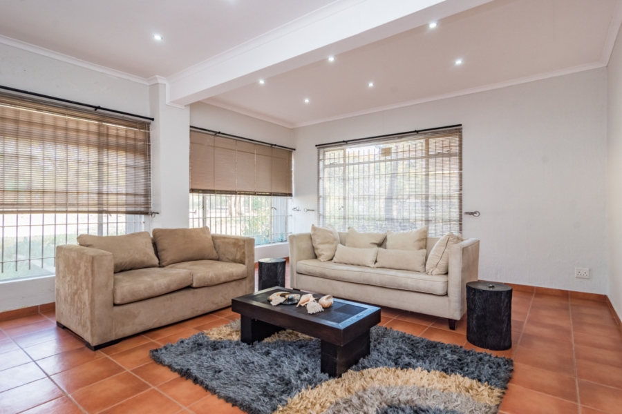10 Bedroom Property for Sale in Knoppieslaagte Gauteng