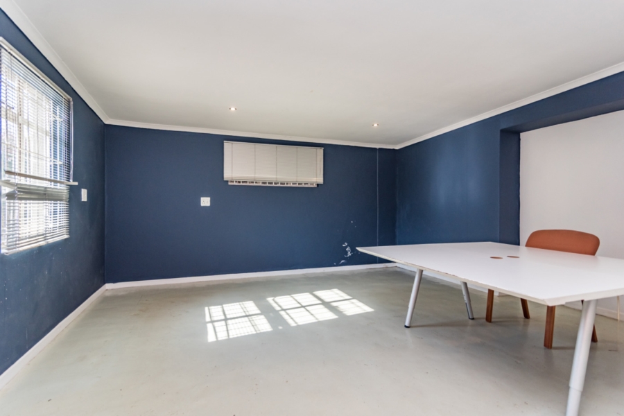 10 Bedroom Property for Sale in Knoppieslaagte Gauteng