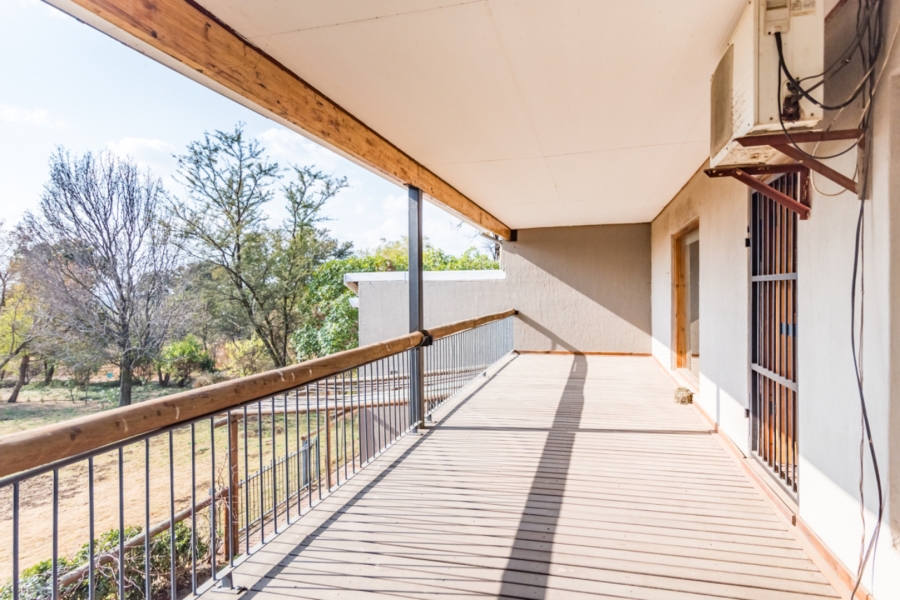 10 Bedroom Property for Sale in Knoppieslaagte Gauteng