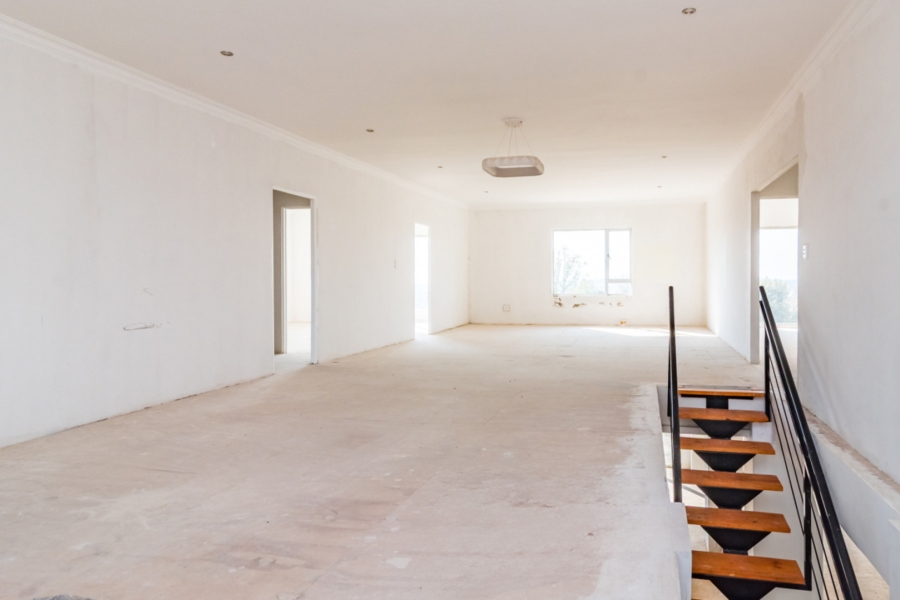 10 Bedroom Property for Sale in Knoppieslaagte Gauteng