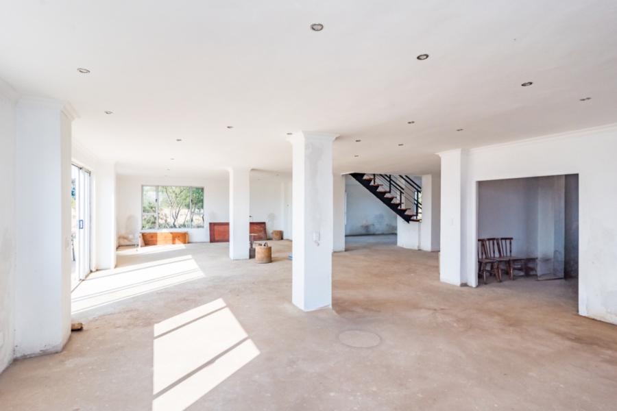10 Bedroom Property for Sale in Knoppieslaagte Gauteng