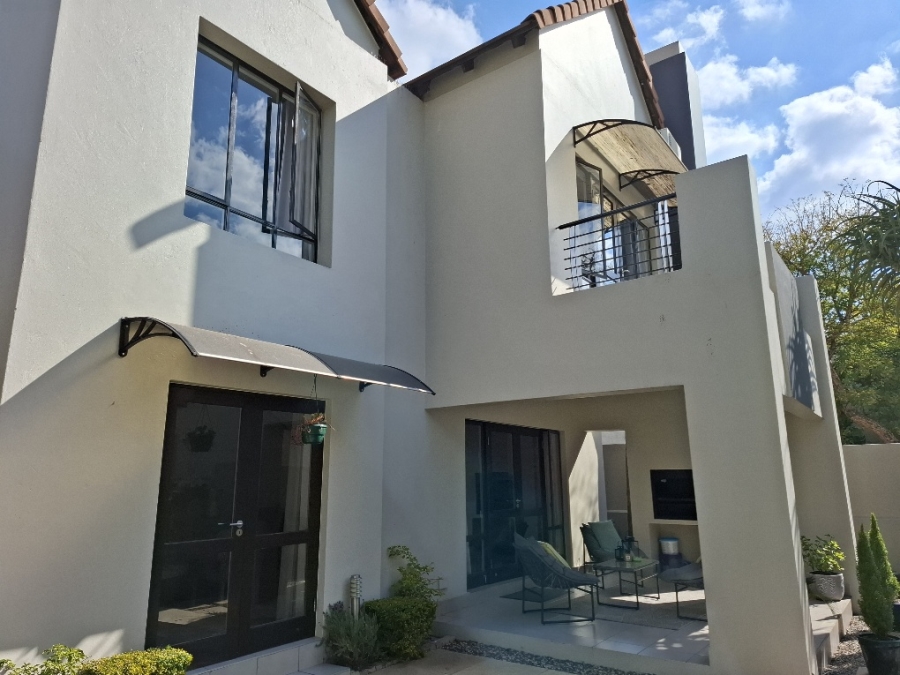 To Let 3 Bedroom Property for Rent in Fourways Gauteng
