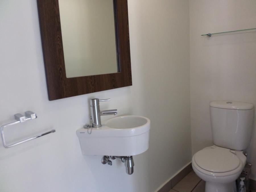 To Let 3 Bedroom Property for Rent in Fourways Gauteng